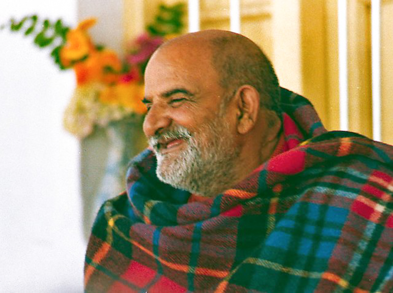 Maharaj-ji laughing